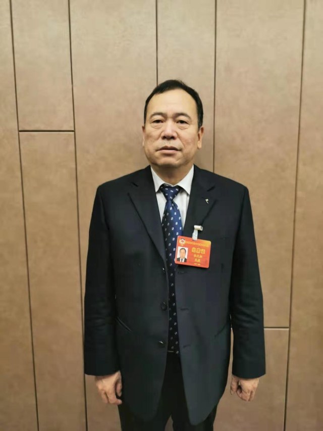 市政协委员王辉表示,常委会工作报告对十三五进行了很好的总结,对未来